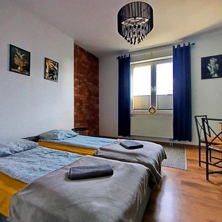 Apartament Z Ogrodem W Sercu Torunia Zewnętrze zdjęcie